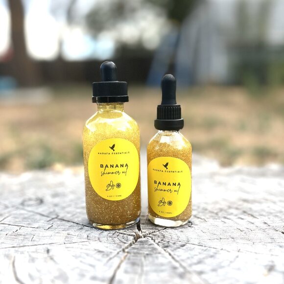 Banana Moisturizing Body Shimmer Oil (Handmade) - Picture 2 of 2